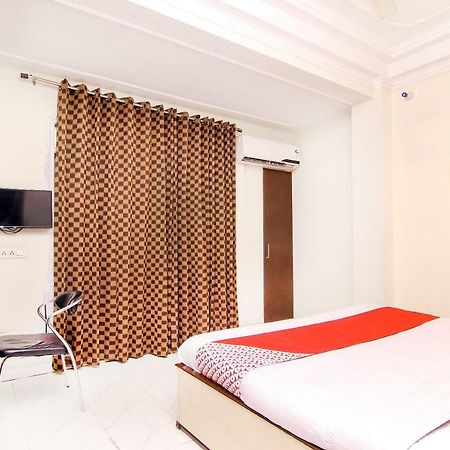 Oyo 14345 Hotel Panchsheel Varanasi Luaran gambar