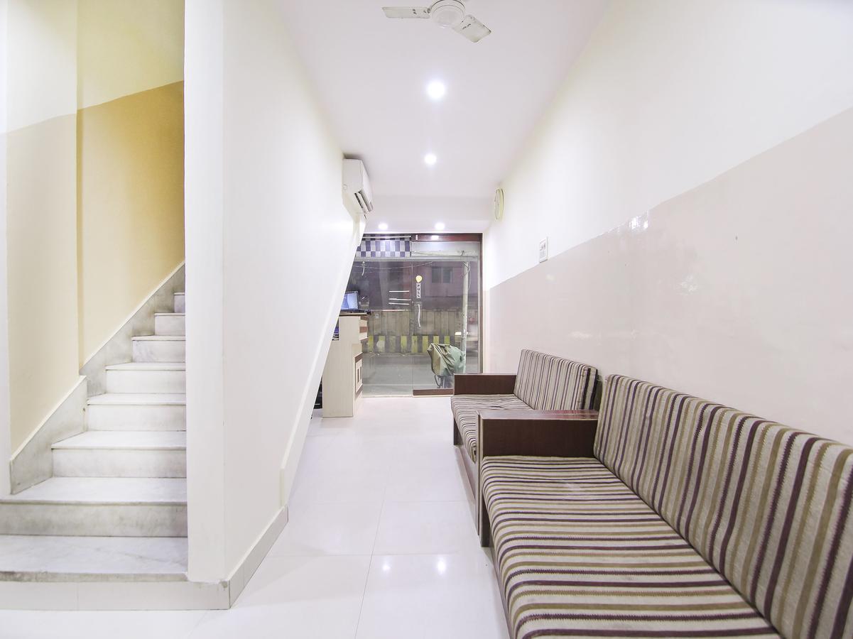 Oyo 14345 Hotel Panchsheel Varanasi Luaran gambar