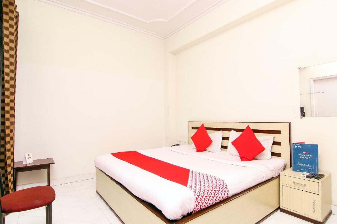 Oyo 14345 Hotel Panchsheel Varanasi Luaran gambar
